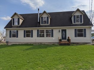 221 Kinsey St SE, Caledonia, MI 49316