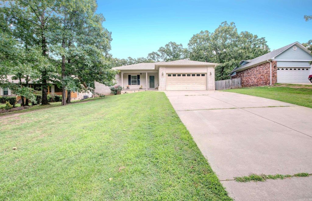 25 Sun Vista Ln, Cabot, AR