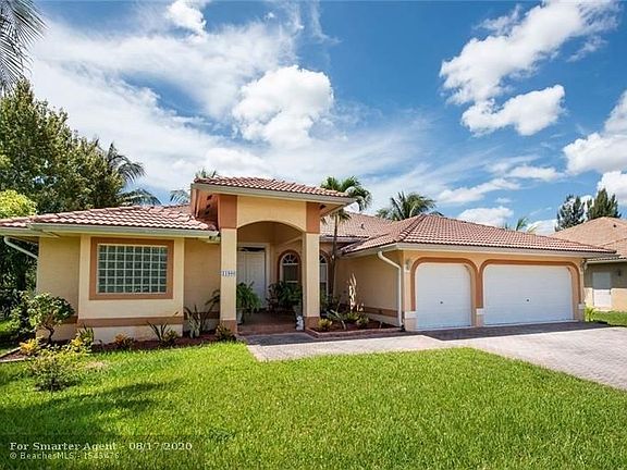 4th image of 11900 NW 26th St