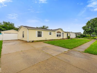 4697 W Ridge Dr, Columbus, IN, 47203