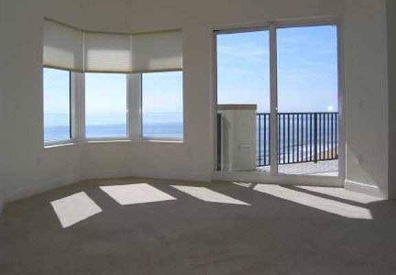4th image of 85 Avenue De La Mer Unit 1006