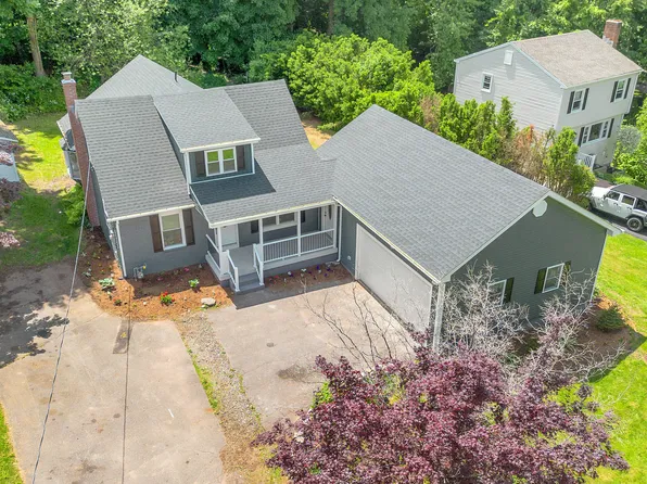 596 Woodbridge Street, Manchester, CT 06042