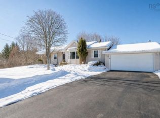 24 Rand St, Hantsport, NS B0P 1P0