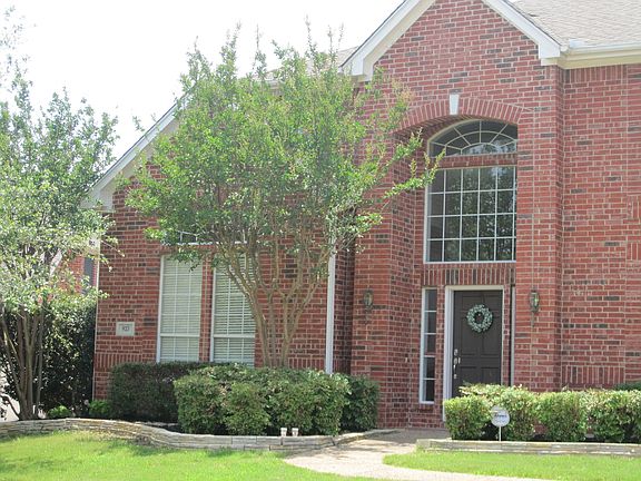 5th image of 927 Midland Creek Dr