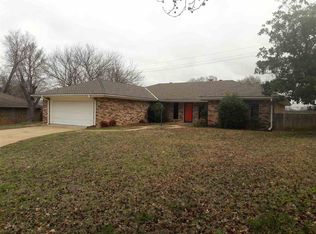 4810 Country Club Ct, Stillwater, OK 74074