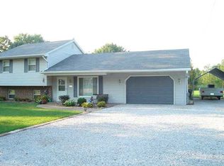 4851 Heckel Rd, Evansville, IN 47725