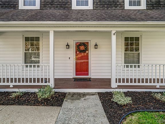 3rd image of 10605 Lumberjack Ct