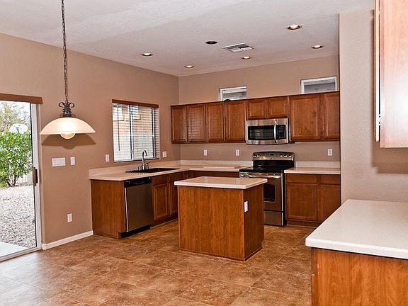 3rd image of 43114 N OUTER BANK Drive