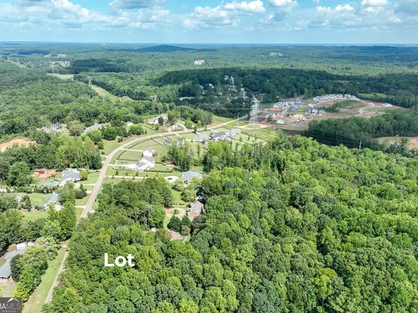 5222 L J Martin Dr, Gainesville, GA 30507