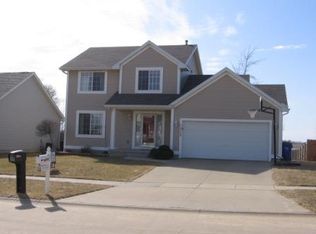 3420 Falcon View Rd SW, Cedar Rapids, IA 52404