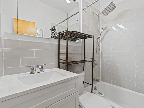 535 Washington Avenue image 16 of 20