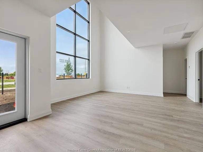 4300 Laurier Pkwy #222 — Photo 6