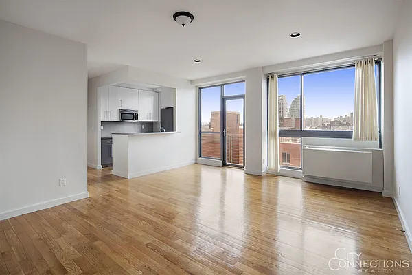 Rented by City Connections Realty | media 6