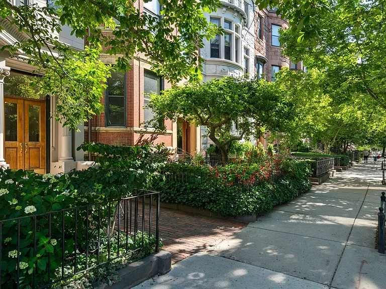 322 Beacon St #3 — Photo 20