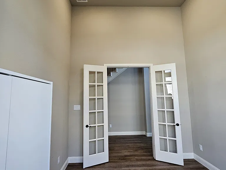 810 Elm Park Dr — Photo 54