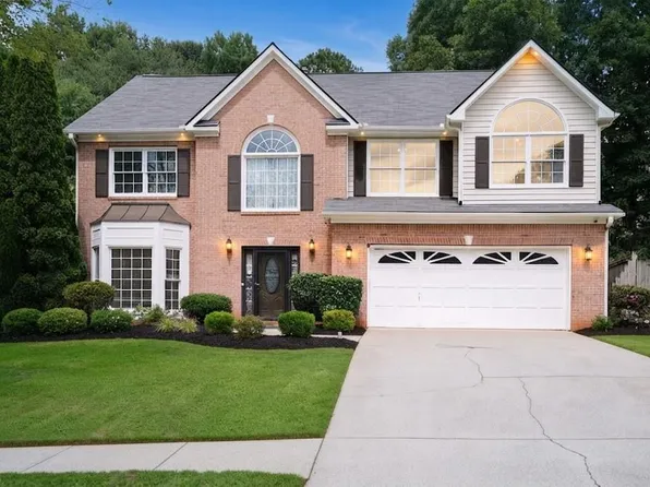 272 Birchmore Walk, Lawrenceville, GA 30044