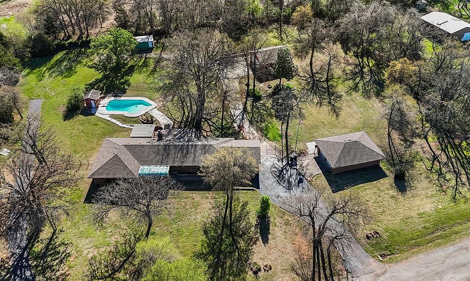 1st image of 10332 Black Oaks Dr