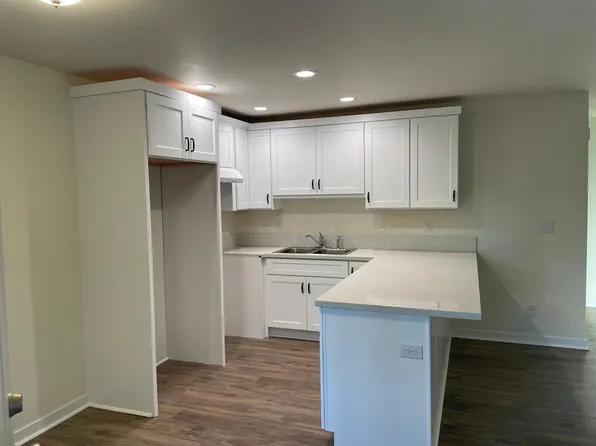 1568 Minor Rd APT A102, Kelso, WA 98626