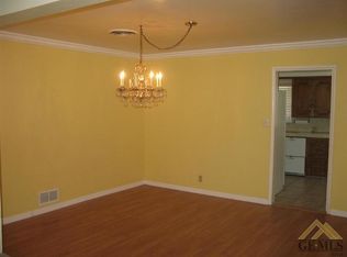 2005 Locust Ravine, Bakersfield, CA 93306