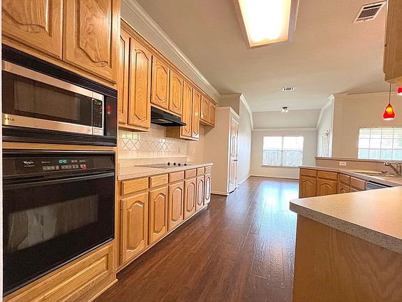 5th image of 1418 Kingsley Dr