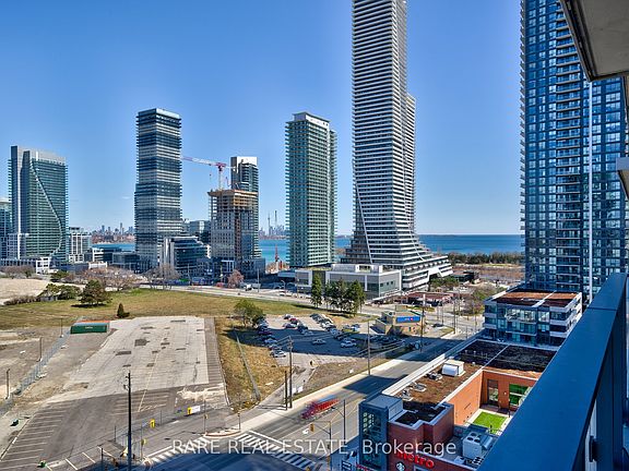 3rd image of 10 Park Lawn Rd #1407