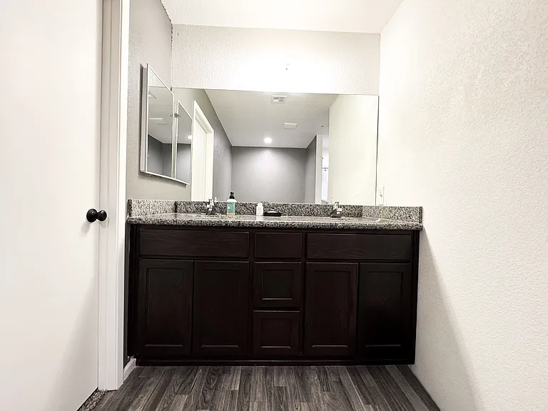 7282 E 38th Ln — Photo 21