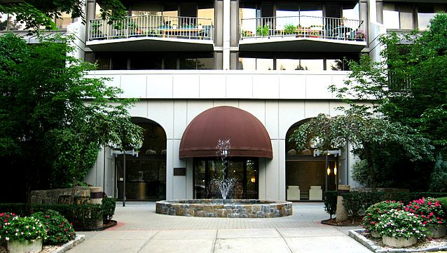 1st image of 15 Stewart Pl APT 10H