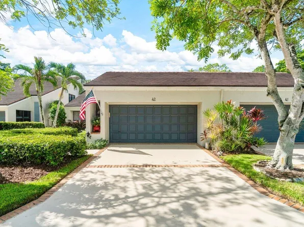 42 Edinburgh Drive #42, Palm Beach Gardens, FL 33418
