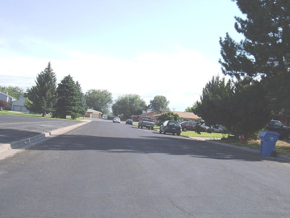 2nd image of 539 Mt View Dr
