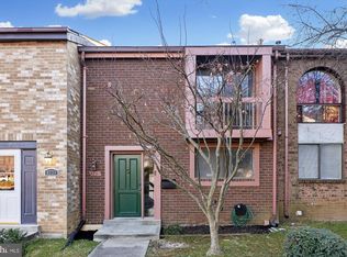 8231 Canning Ter, Greenbelt, MD 20770