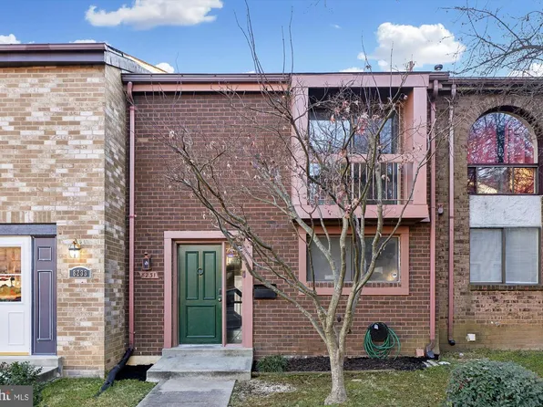 8231 Canning Ter, Greenbelt, MD 20770