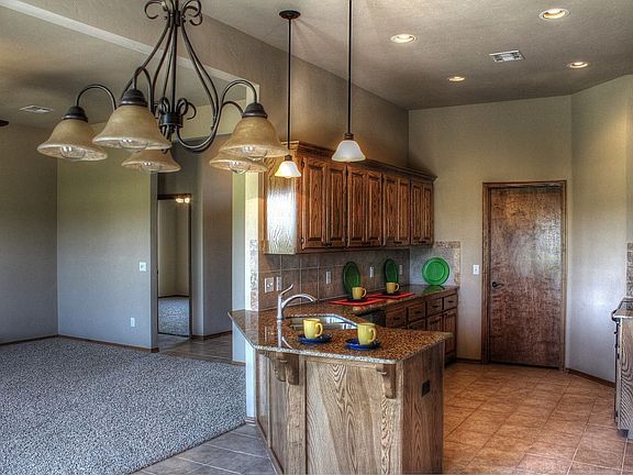 804 Raintree Mansion YukonOK