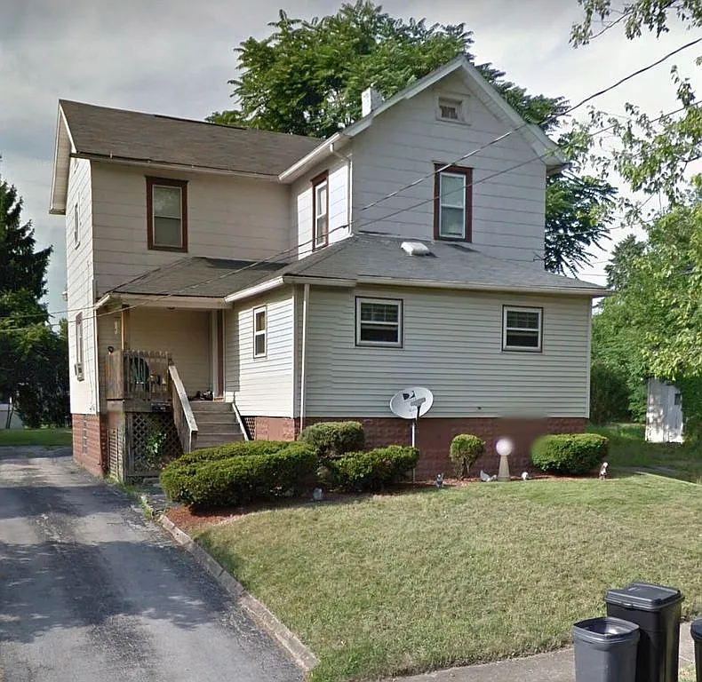 128 Tremble Ave photo 1