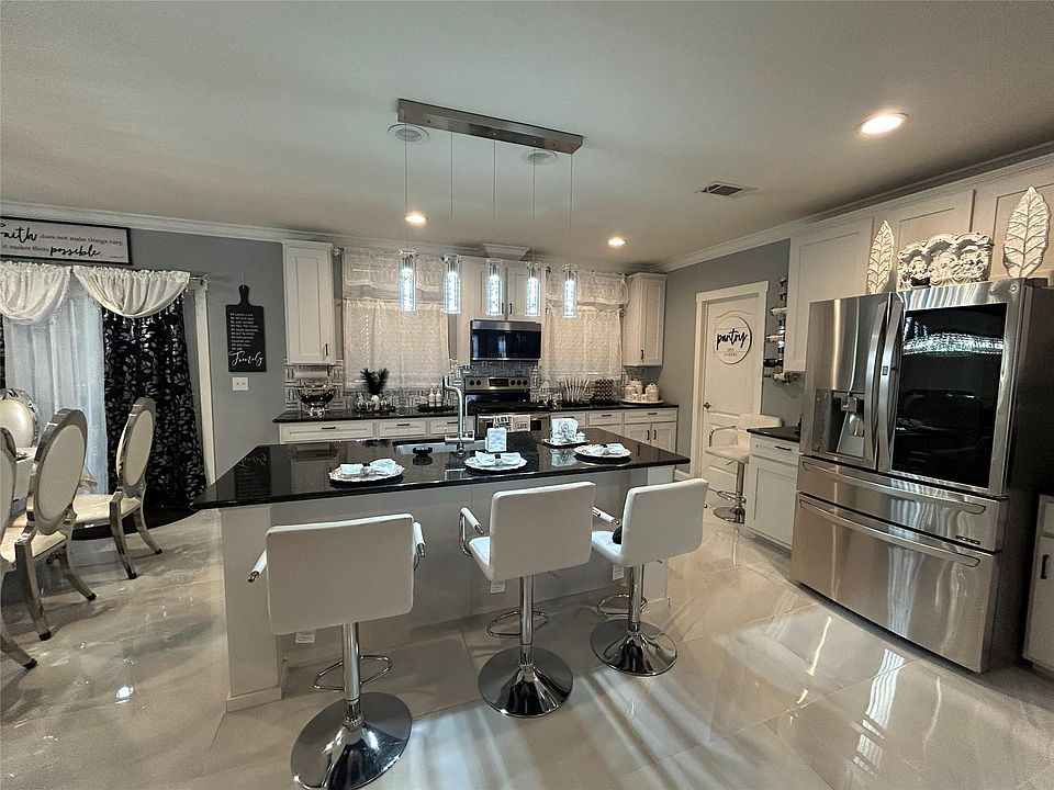 1st image of 249 Hershal Ln