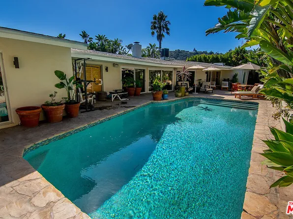 8405 Edwin Dr, Los Angeles, CA 90046