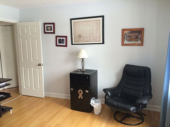 5th image of 4644 Thornhurst Dr
