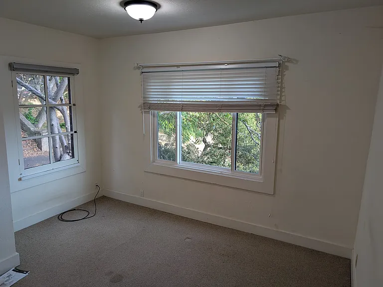 2711 Virginia St #A — Photo 5
