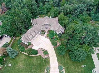 5633 Cobblestone Ln, Waunakee, WI 53597