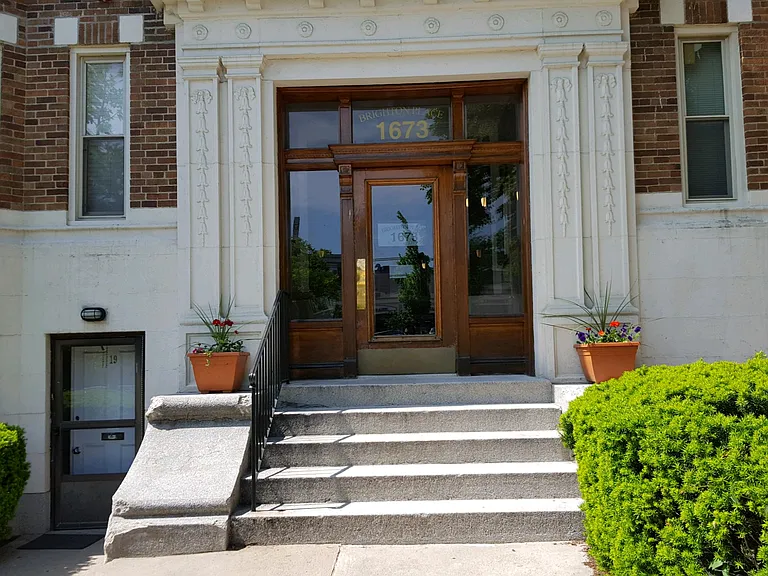 1673 Commonwealth Ave #9 — Photo 9