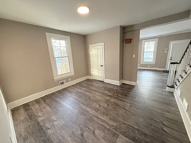 218 Cooper St — Photo 7