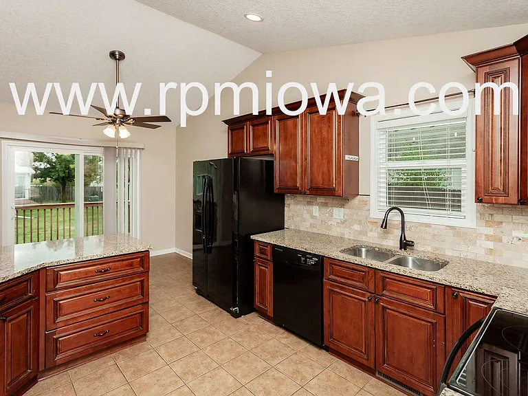 3108 NW 19th St — Photo 11