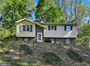 1025 Drager Rd, Columbia, PA 17512