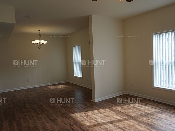 4th image of 84 Barrett Dr