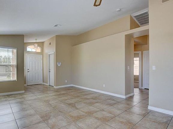 4th image of 8100 W Gilmore Ave