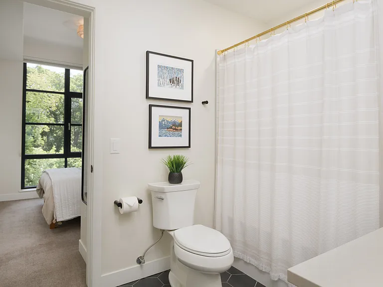 265 S 4th St E #207 — Photo 6