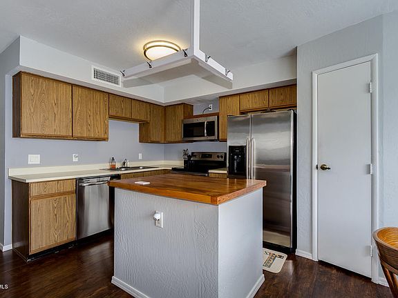 4th image of 1535 N Horne Unit 57