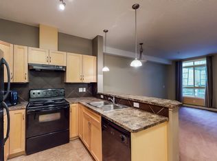 540 5th Ave NE, Calgary, AB T2E0L2