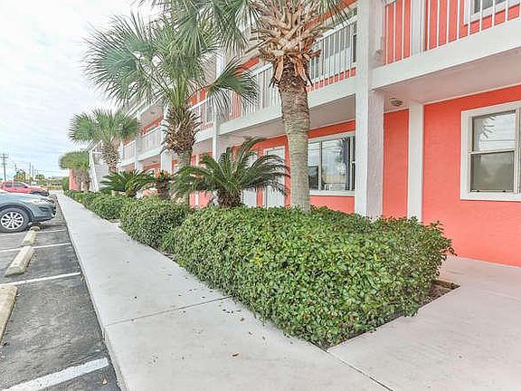 2nd image of 683 Nautilus Ct Unit 113
