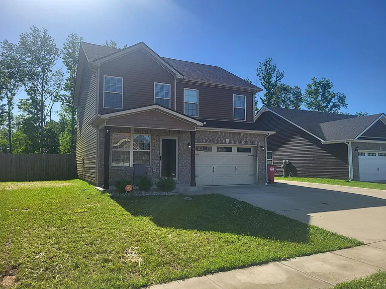 703 Jim Brown Dr — Photo 3