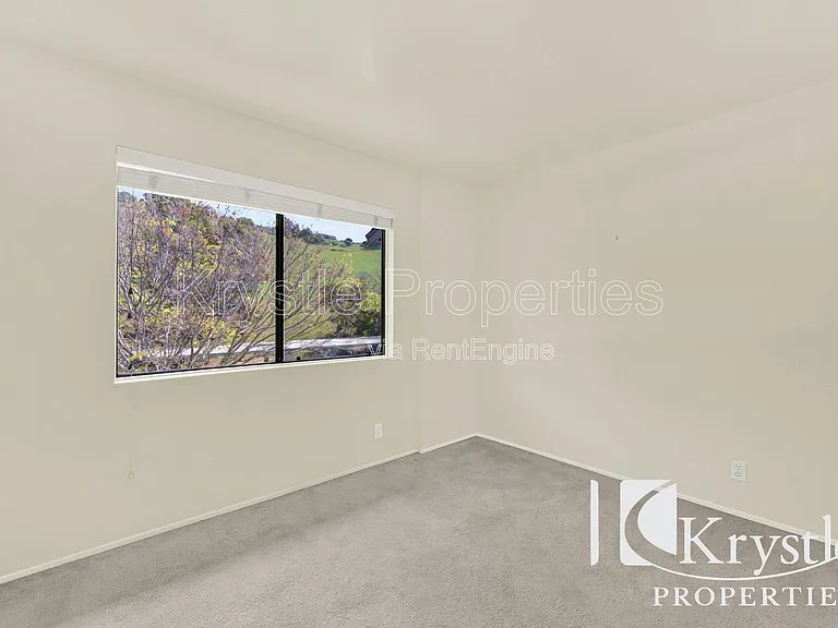 900 Cambridge Dr #176 — Photo 16